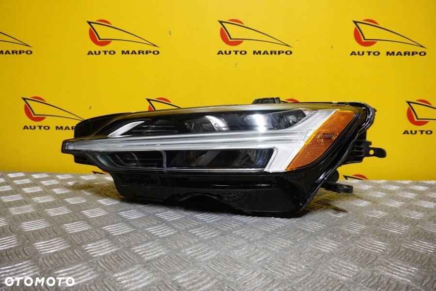 VOLVO S60 V60 2018- REFLEKTOR LAMPA MID LED LEWA USA - 2