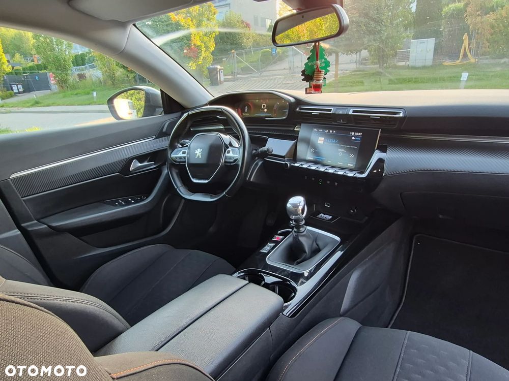 Peugeot 508 - 8