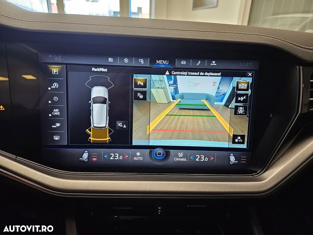 Volkswagen Touareg V6 TDI 4MOTION Elegance - 28