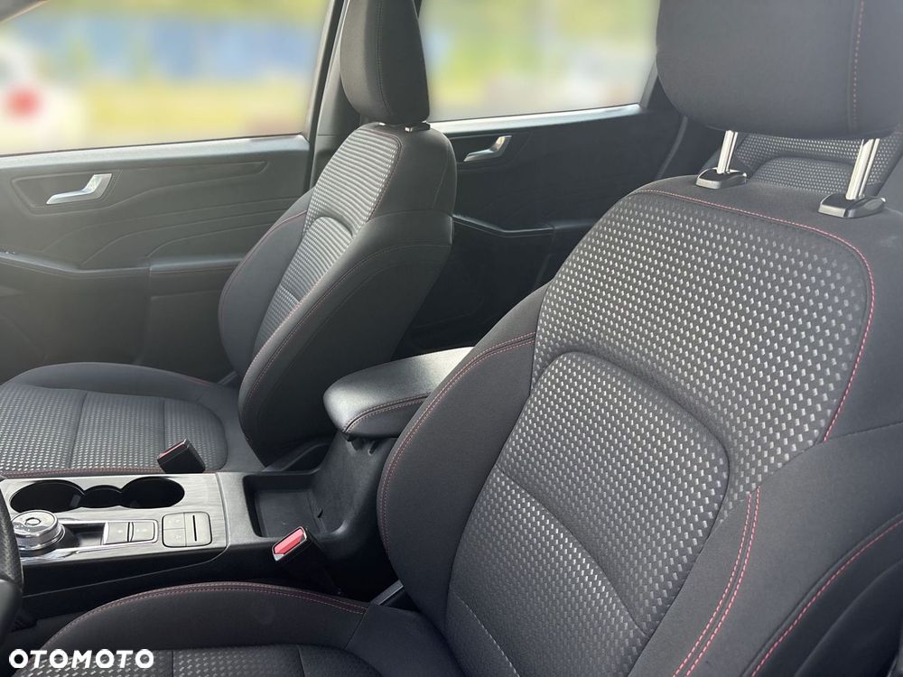 Ford Kuga 2.5 FHEV FWD ST-Line - 11