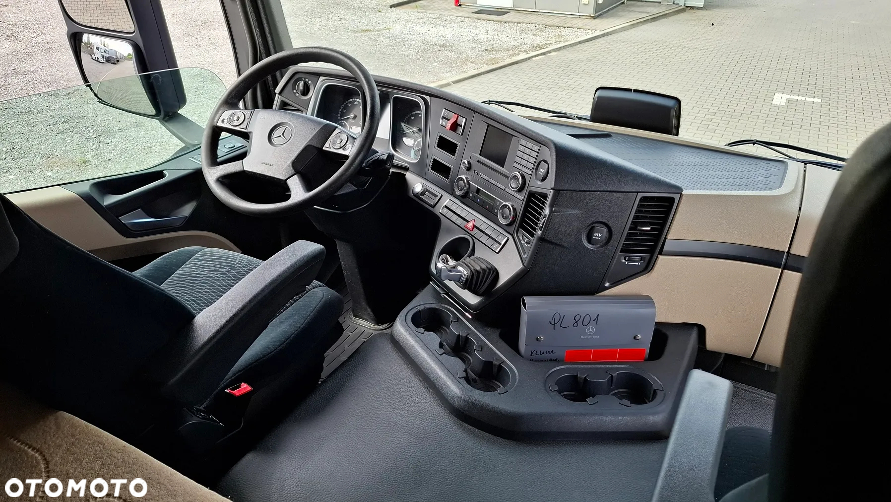 Mercedes-Benz ACTROS 1824 / PEŁNY ADR / RAMA POD ZABUDOWE 5.22 / DMC 18000 / MAŁO UŻYWANY ! - 31