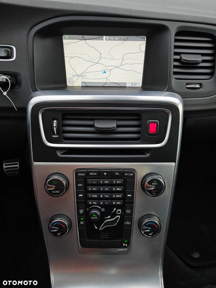Volvo V60 D4 R-Design Kinetic - 20