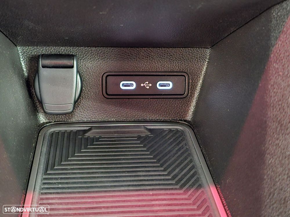 Renault 4 E-Tech 52 kWh Iconic Autonomia Conforto - 35