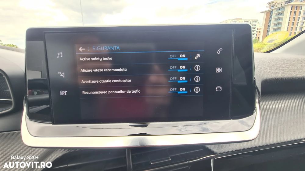 Peugeot 208 BlueHDi 100 Allure - 18