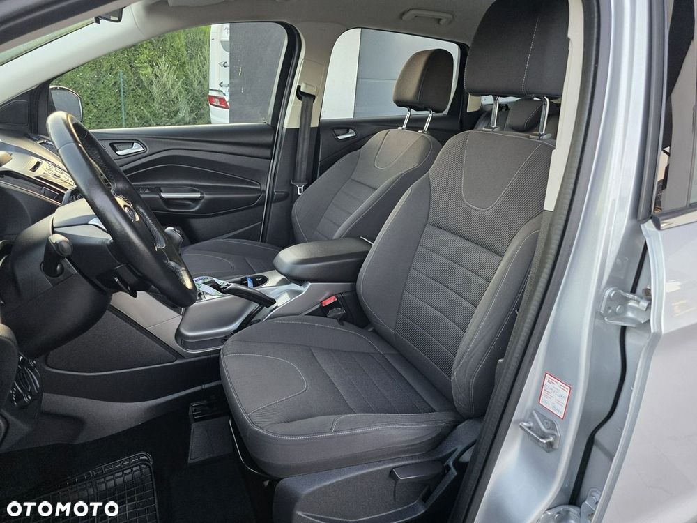 Ford Kuga - 19