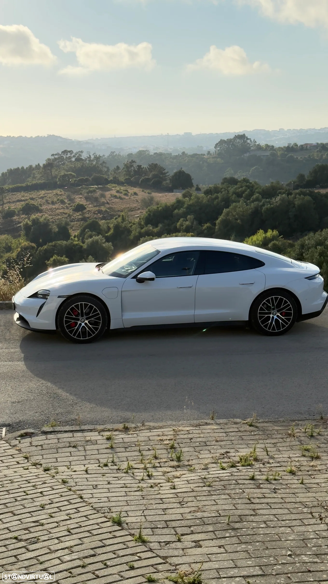 Porsche Taycan 4S - 24