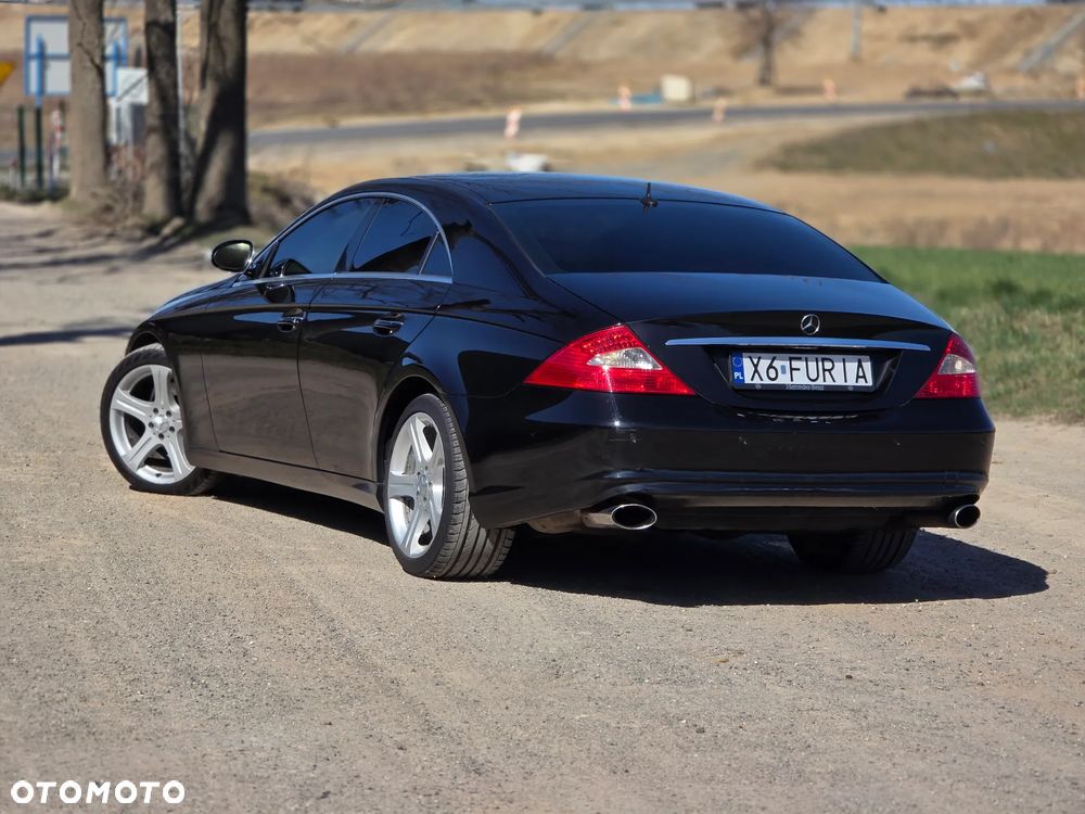 Mercedes-Benz CLS - 9