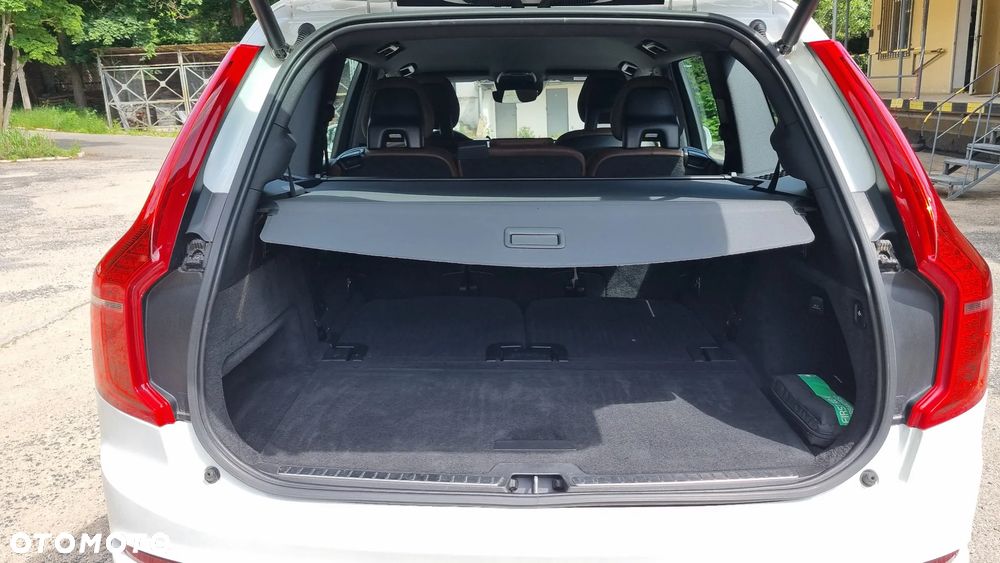Volvo XC 90 B5 D AWD Momentum 7os - 14