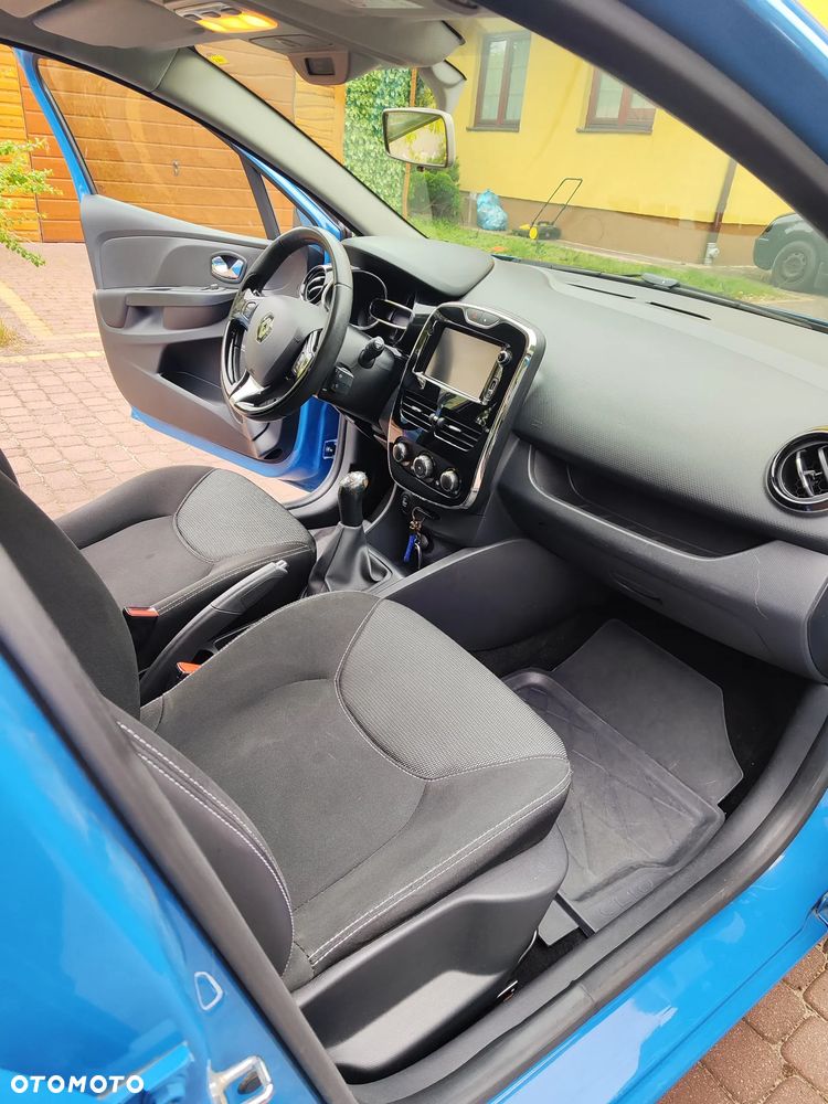 Renault Clio - 9