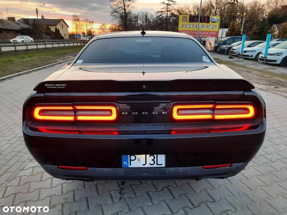 Dodge Challenger 3.6 SXT - 8