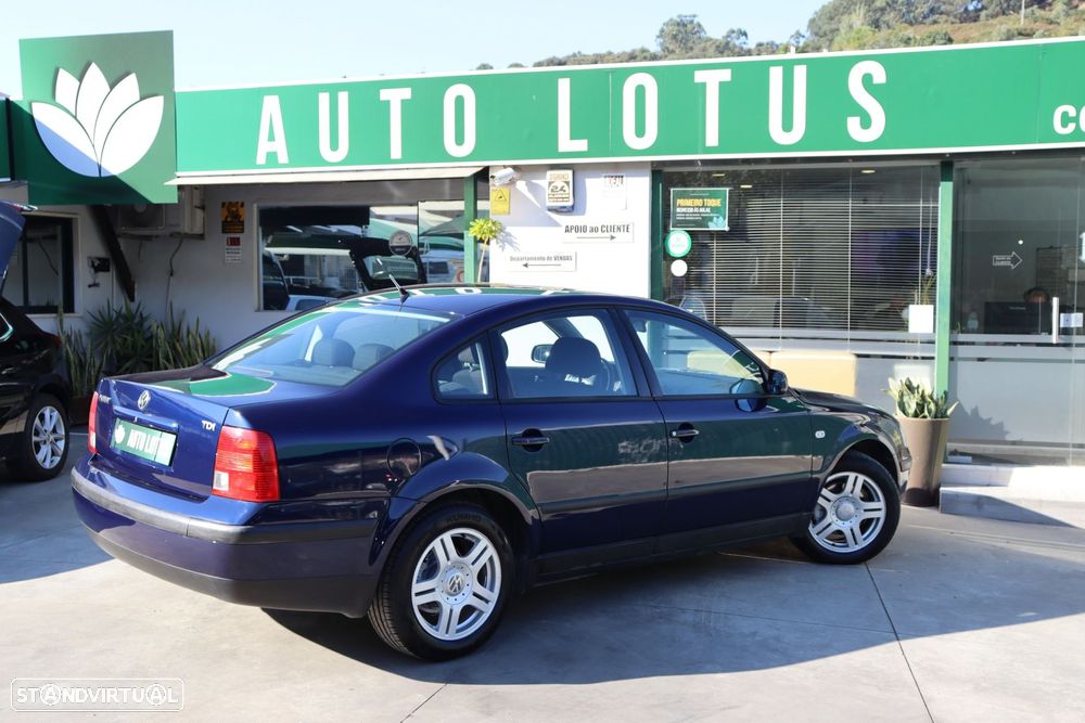 VW Passat 1.9 TDi Confortline - 6
