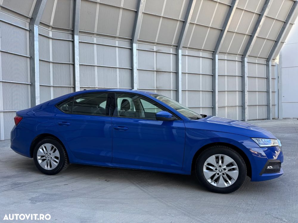 Skoda Octavia 2.0 TDI DSG Ambition - 9