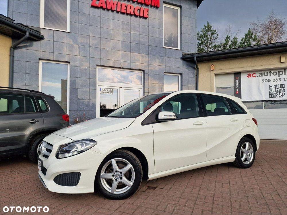 Mercedes-Benz Klasa B 180 Edition - 4