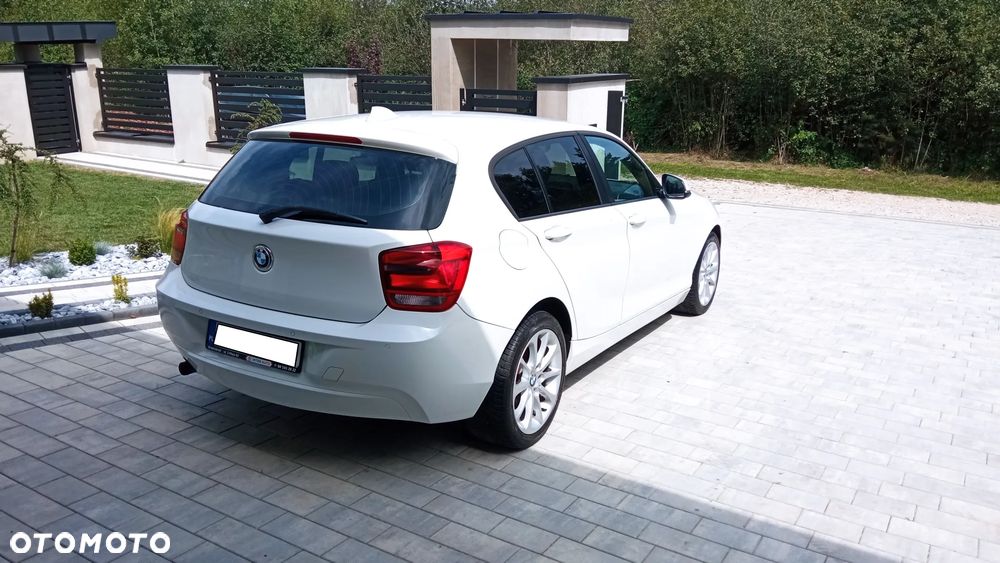 BMW Seria 1 114i - 14