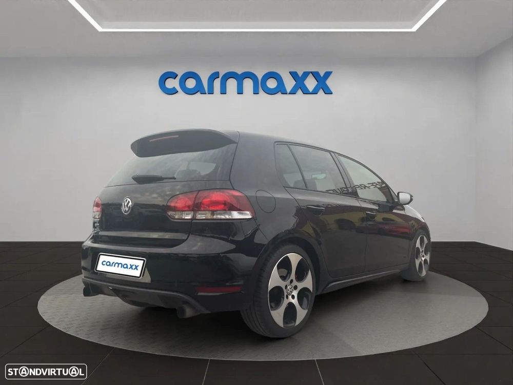 VW Golf 2.0 GTI - 6