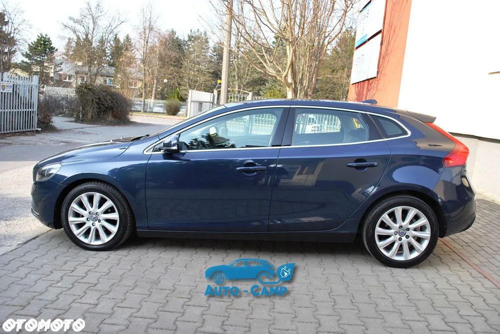 Volvo V40 D2 Summum - 11