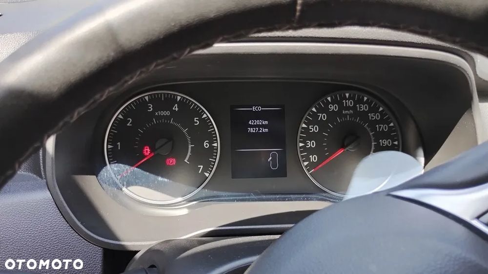 Dacia Duster 1.0 TCe SL Celebration - 5