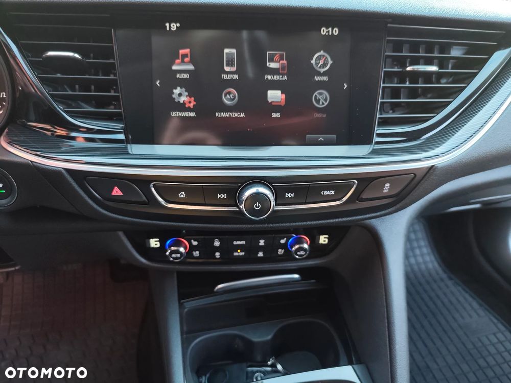 Opel Insignia - 19