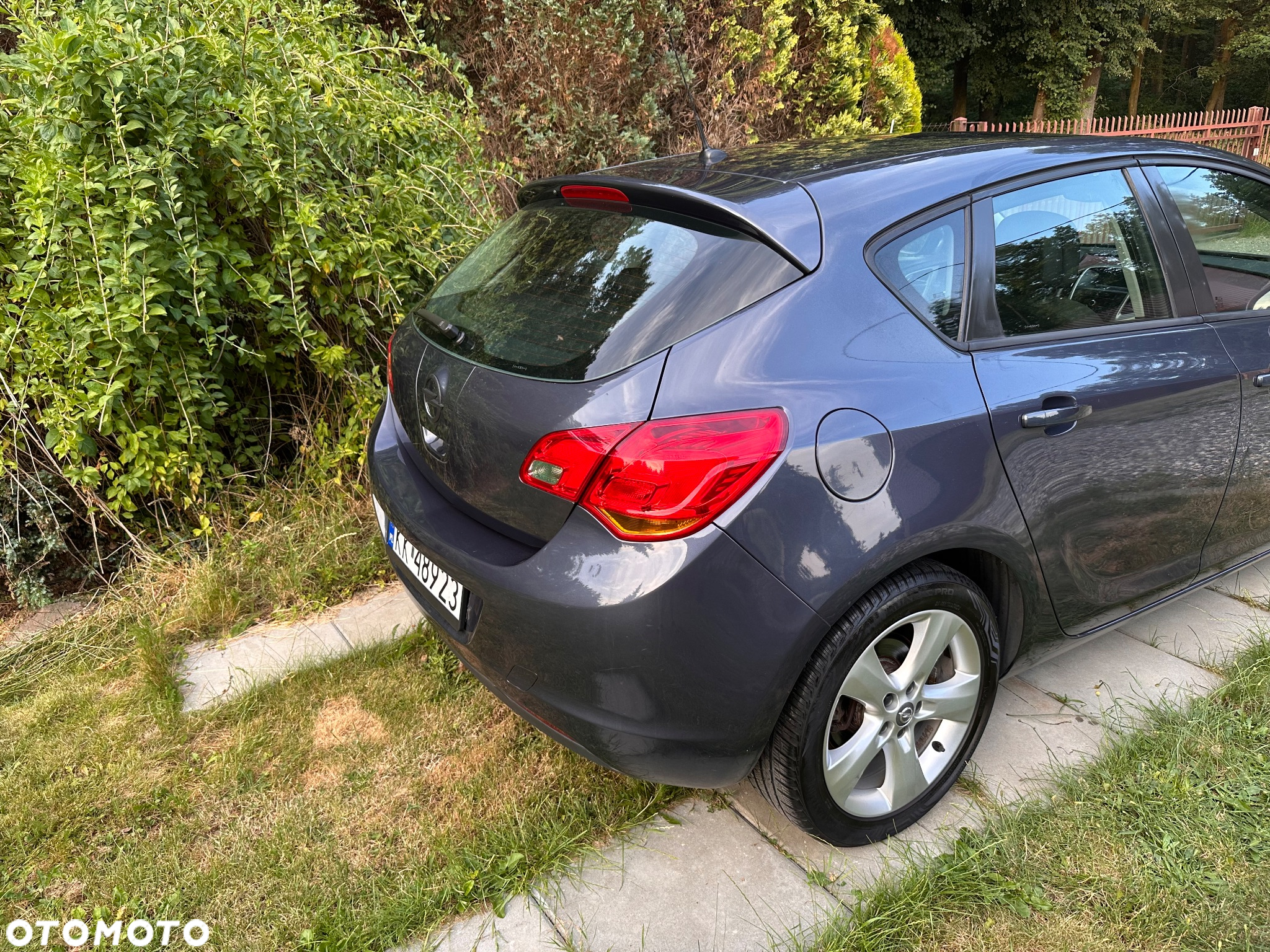 Opel Astra IV 1.4 T Essentia - 5