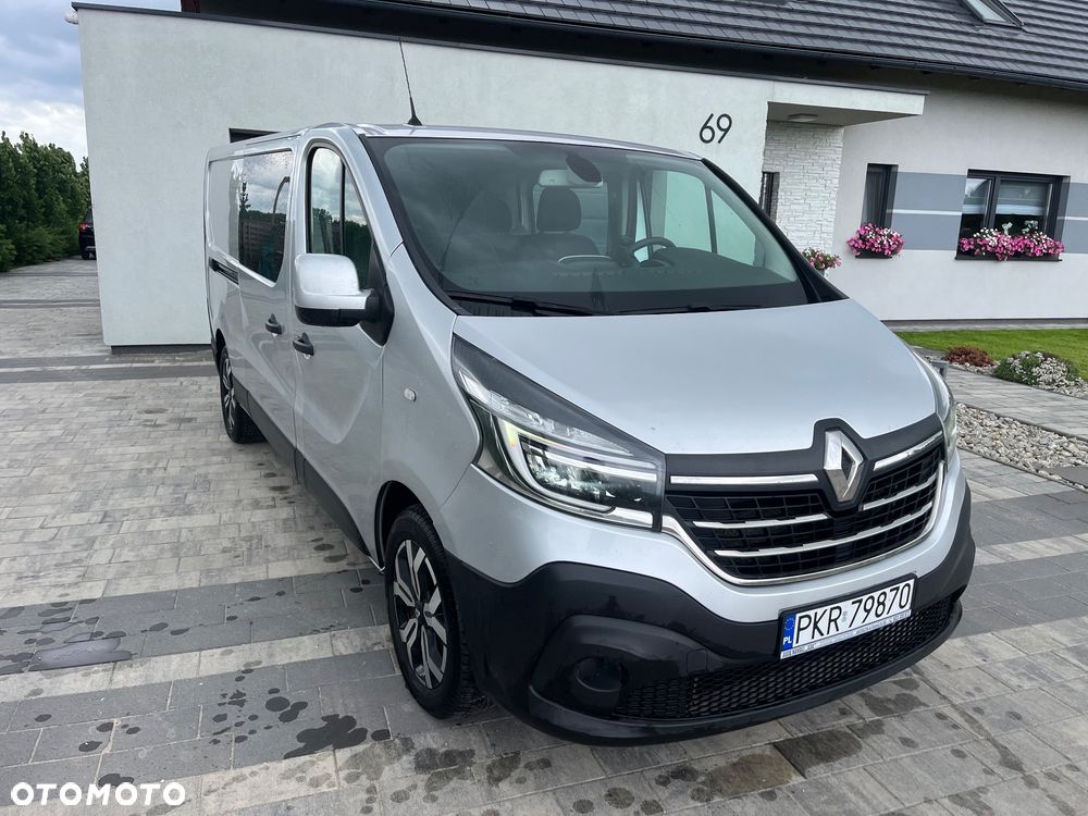 Renault Trafic 2.0 dCi EDC - 6