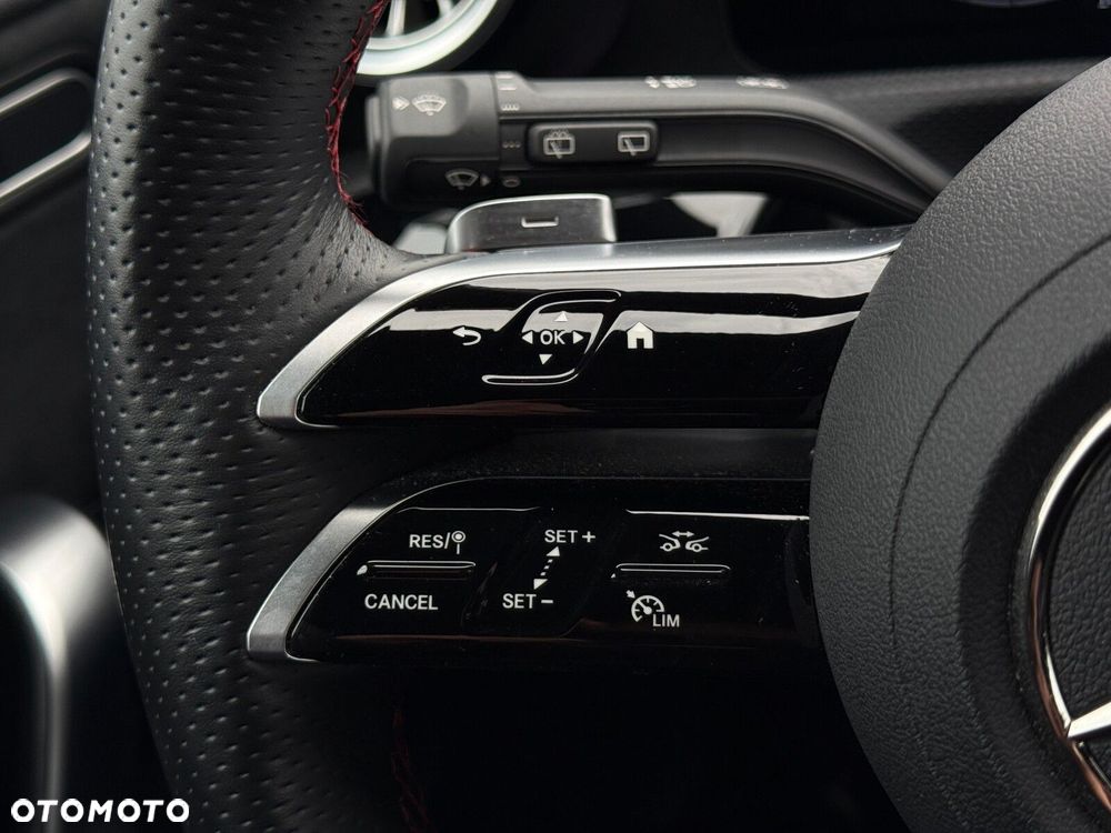 Mercedes-Benz CLA - 16