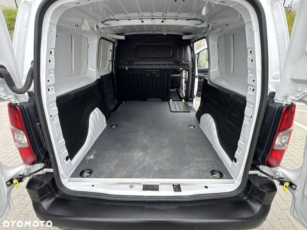 Toyota PROACE CITY - 12