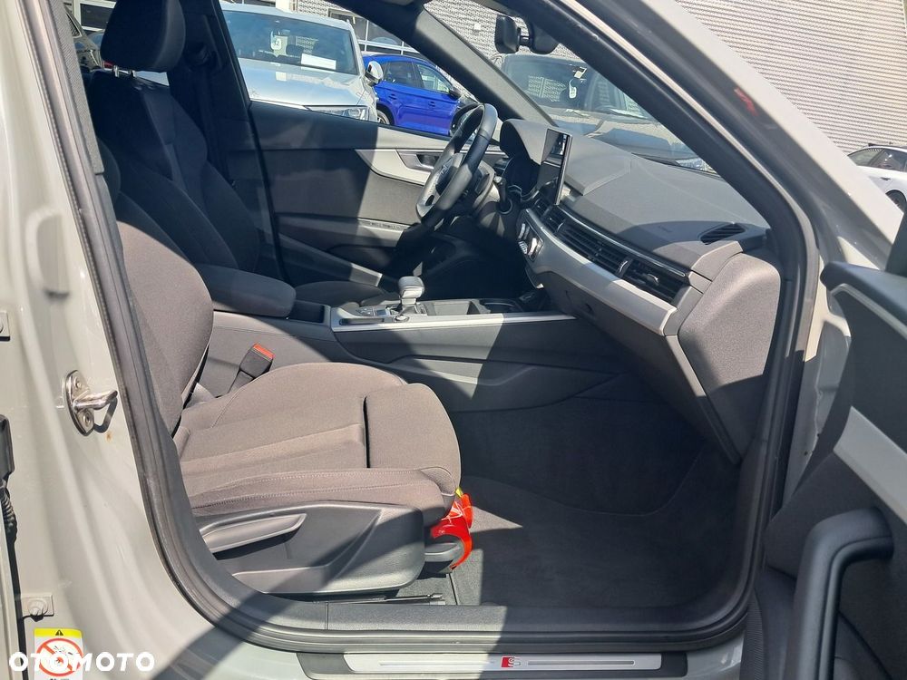 Audi A4 Avant - 28