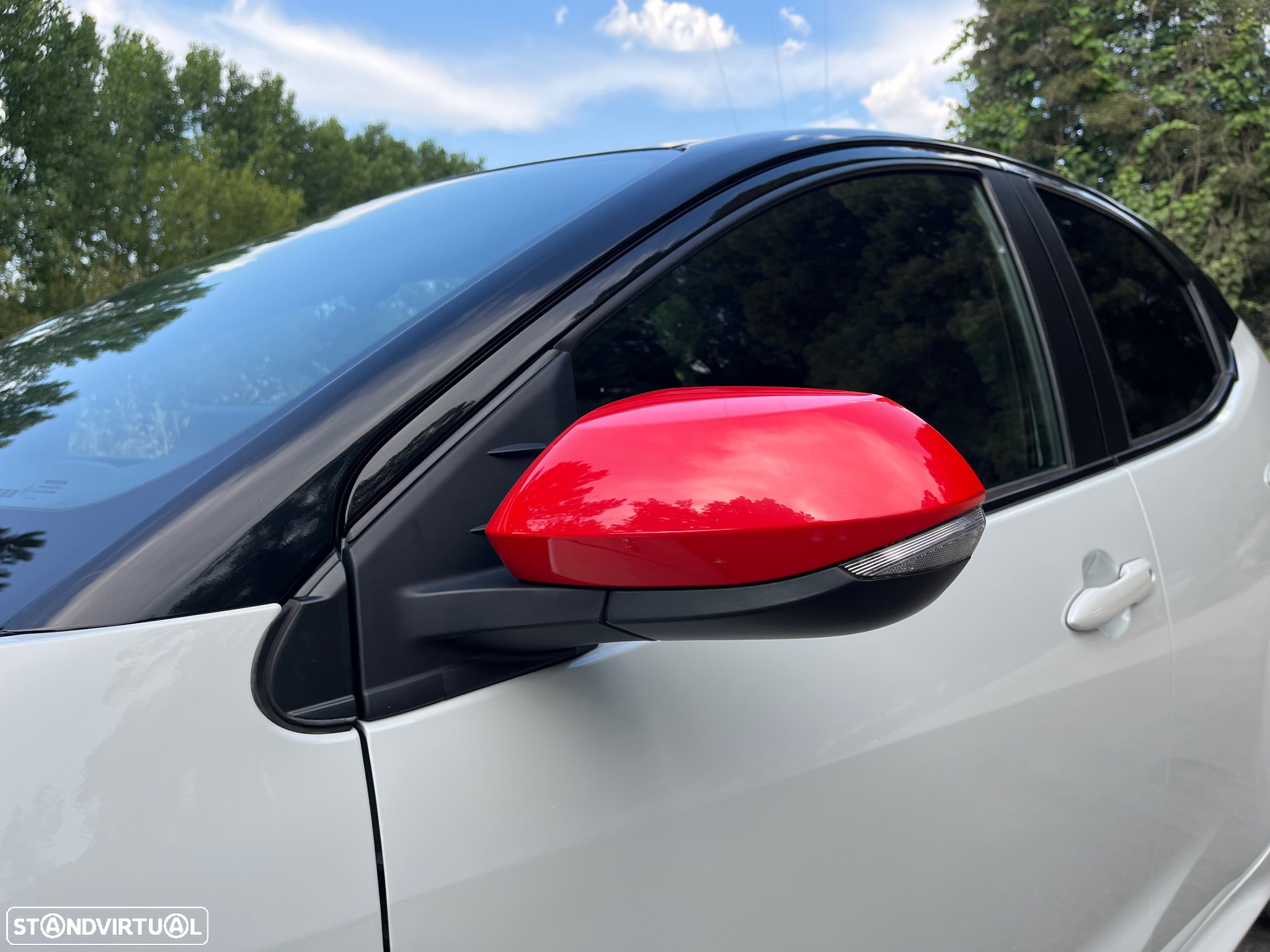 Toyota Yaris 1.5 HDF Premier Edition - 25