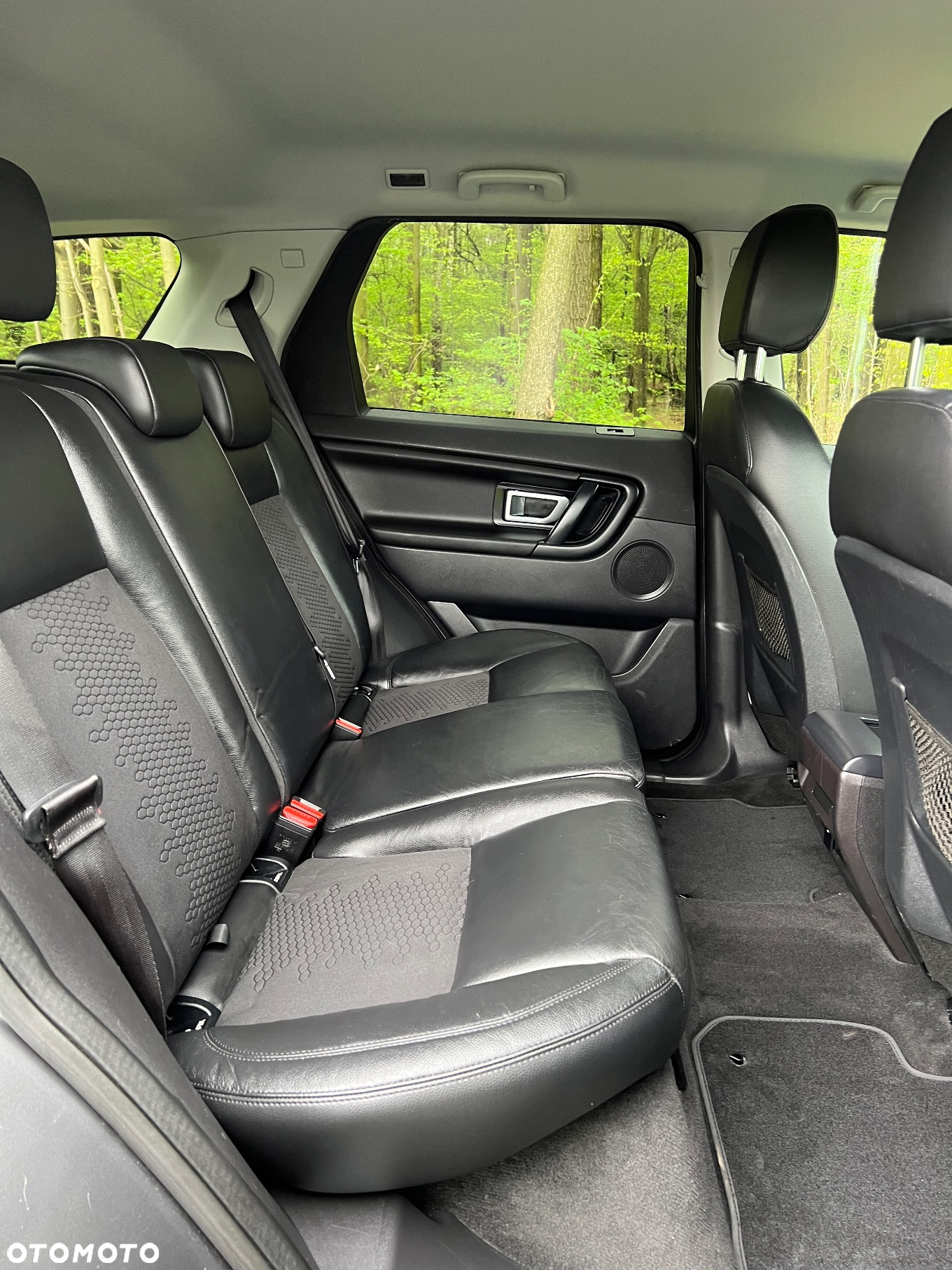 Land Rover Discovery Sport 2.0 TD4 HSE Luxury - 7