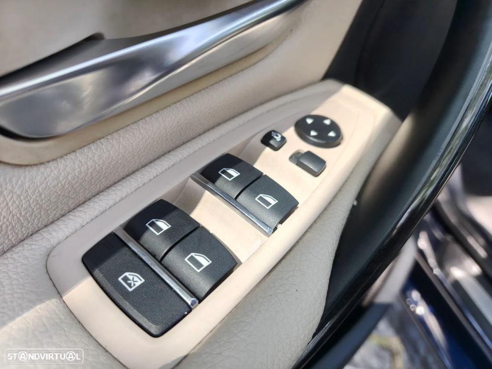 BMW 320 d Line Sport Auto - 14