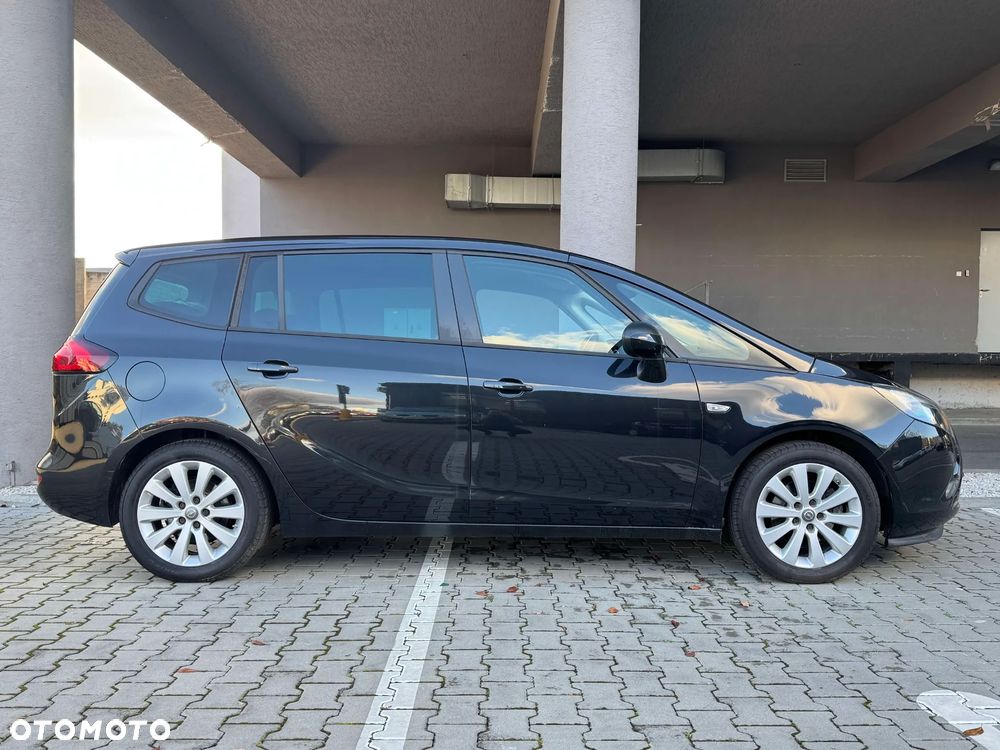 Opel Zafira Tourer 1.4 Turbo Business Edition - 3