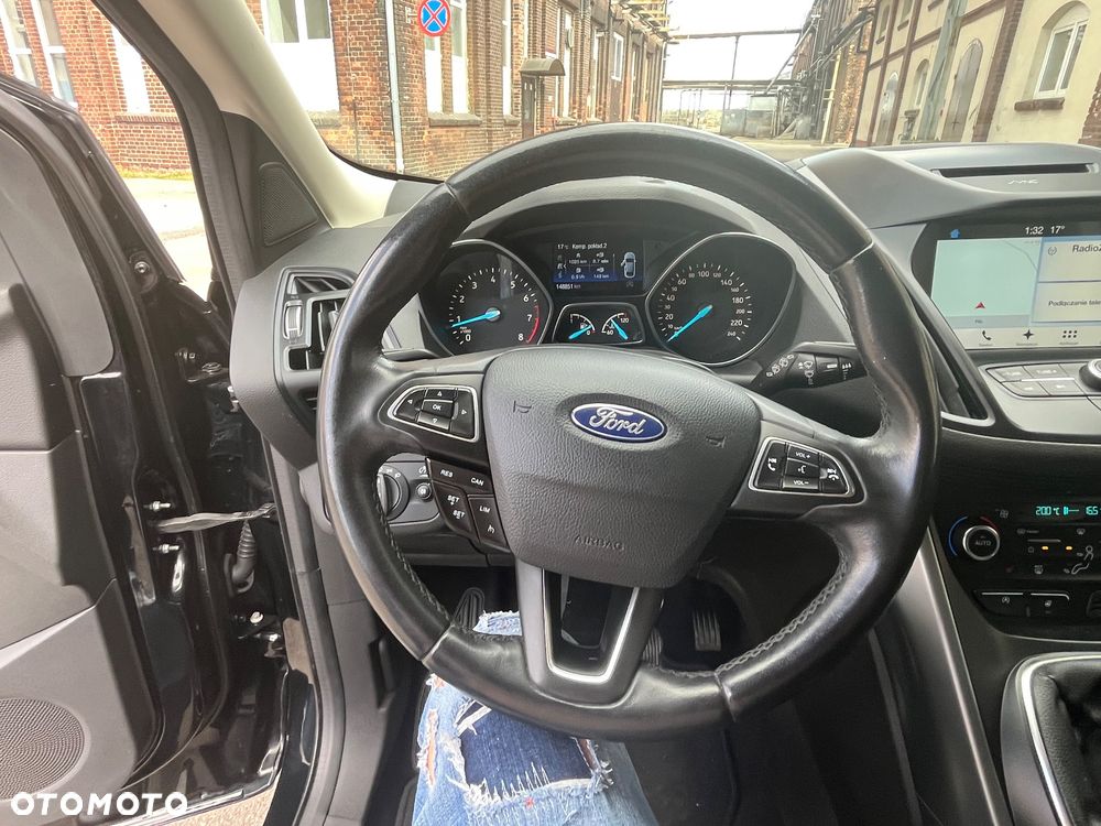 Ford Kuga 1.5 EcoBoost 2x4 Titanium - 26