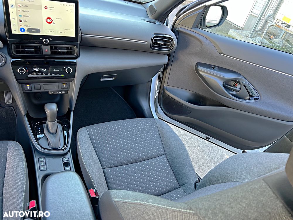 Toyota Yaris Cross 1.5 VVT-i HSD 4x2 Dynamic - 5