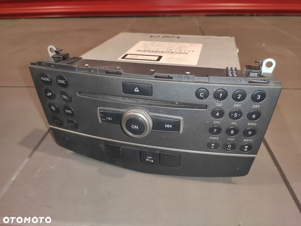 MERCEDES W204 C-KLASA RADIO CD PANEL RADIOODTWARZACZ STAN BDB - 2