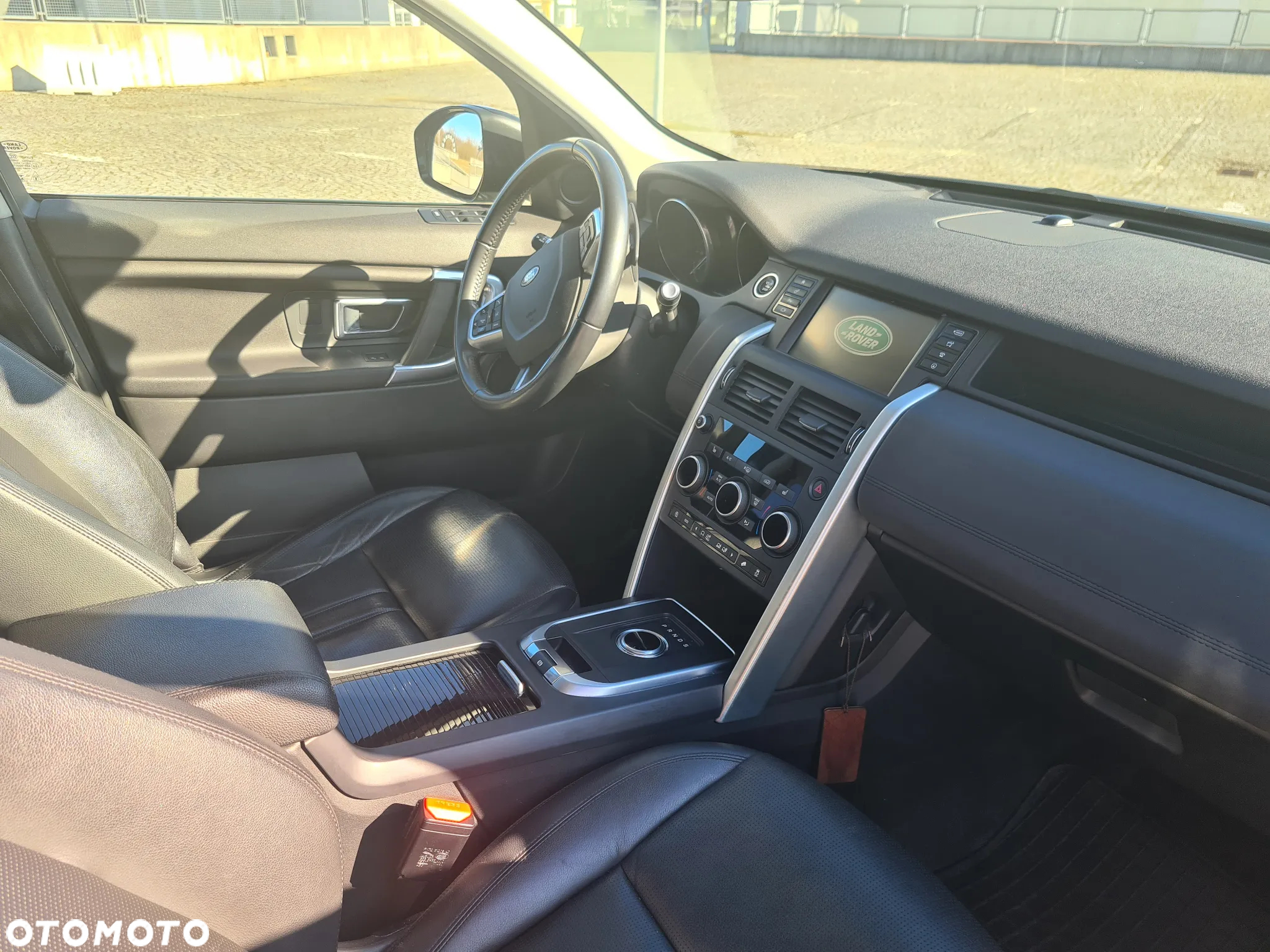 Land Rover Discovery Sport 2.0 TD4 SE - 9