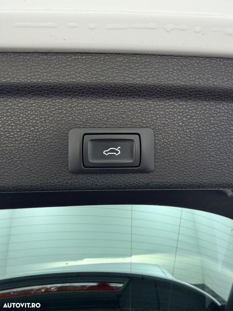 Audi Q3 45 TFSIe S tronic - 14