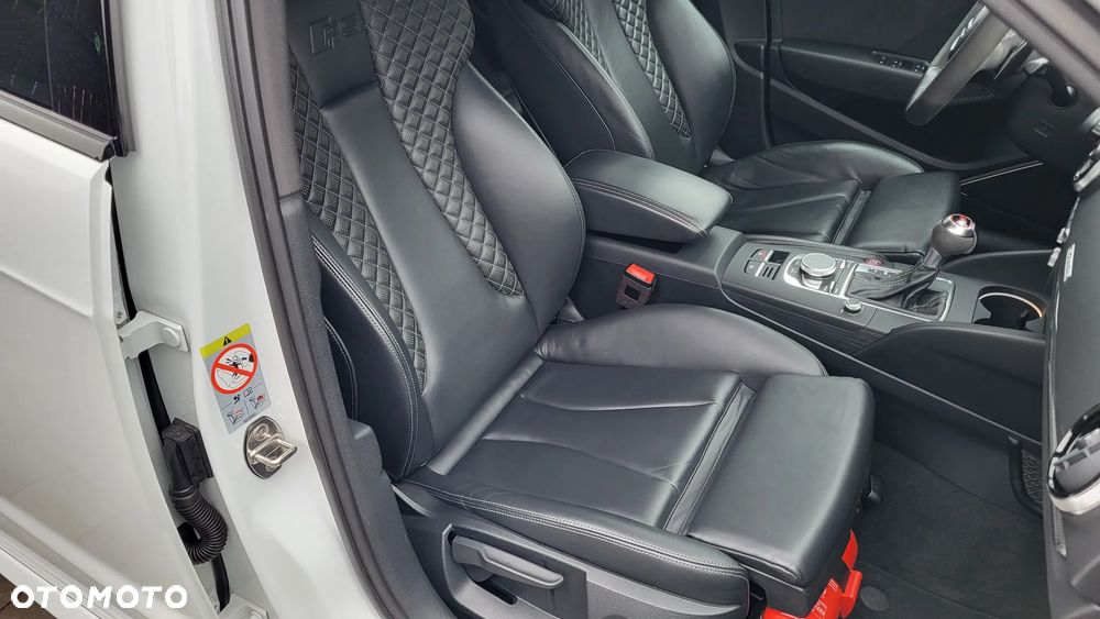 Audi RS3 Sportback 2.5 TFSI Quattro S tronic - 11