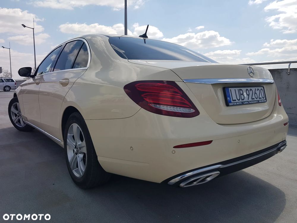 Mercedes-Benz Klasa E 200 d 9G-TRONIC Exclusive - 4