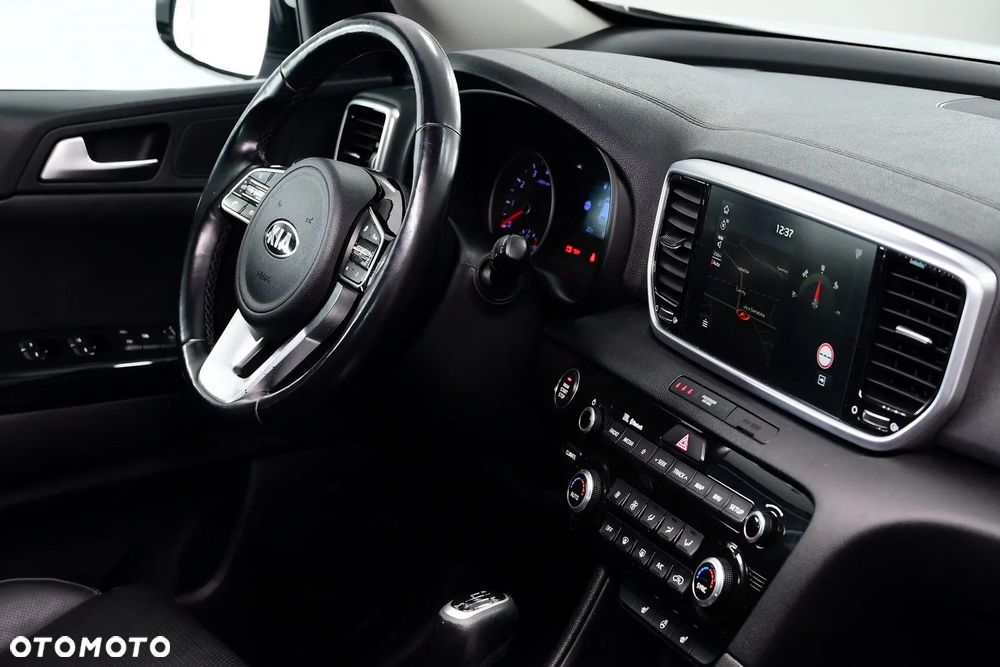 Kia Sportage 1.6 GDI 2WD ISG Spirit - 26