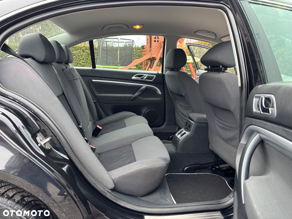 Skoda Superb 2.0 Comfort - 34