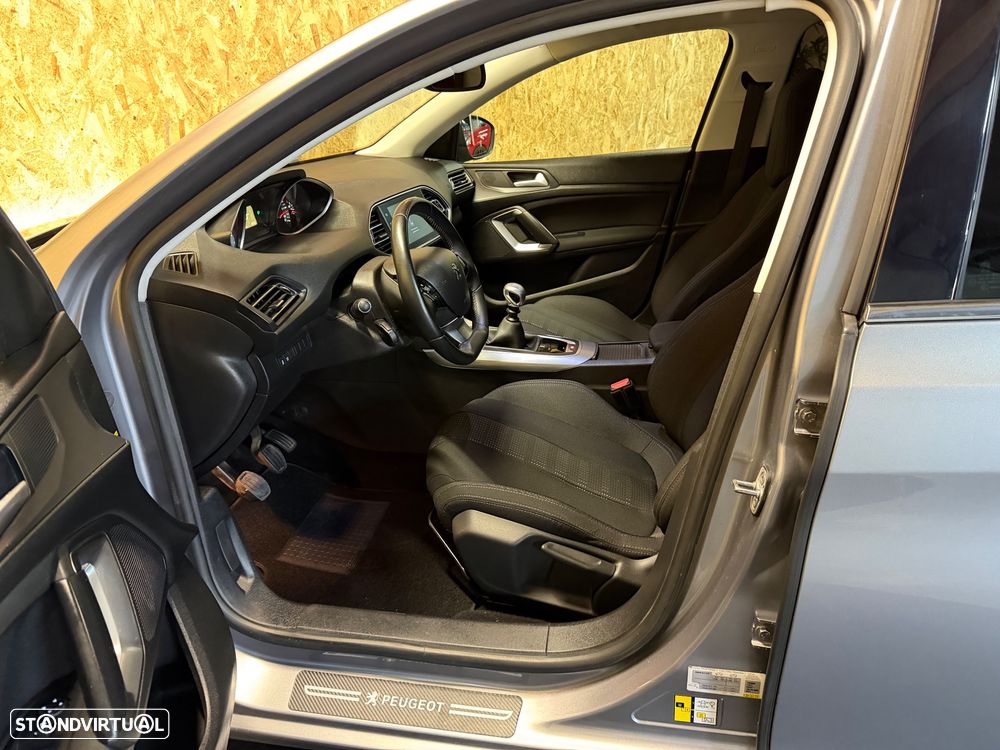 Peugeot 308 1.6 BlueHDi Allure J17 - 6