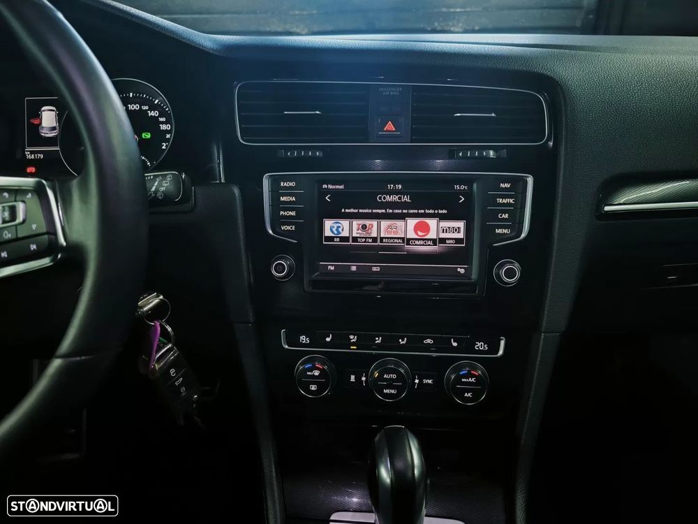 VW Golf 2.0 TDI GTD DSG - 30