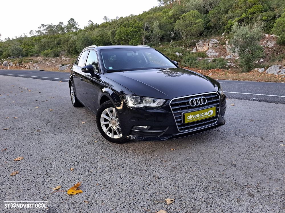 Audi A3 Sportback 1.6 TDI Attraction - 2