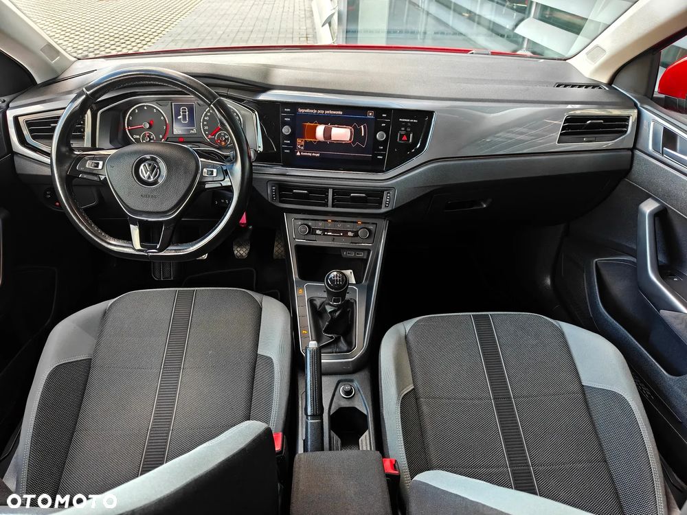 Volkswagen Polo - 15