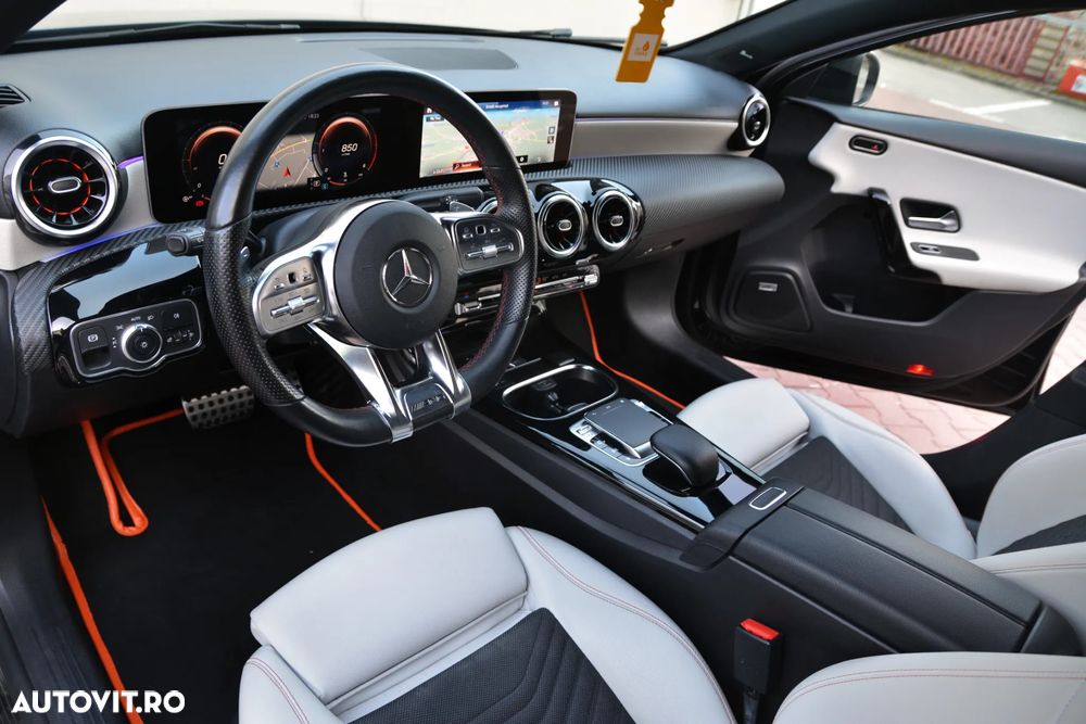 Mercedes-Benz A 180 d 7G-DCT AMG Line - 8