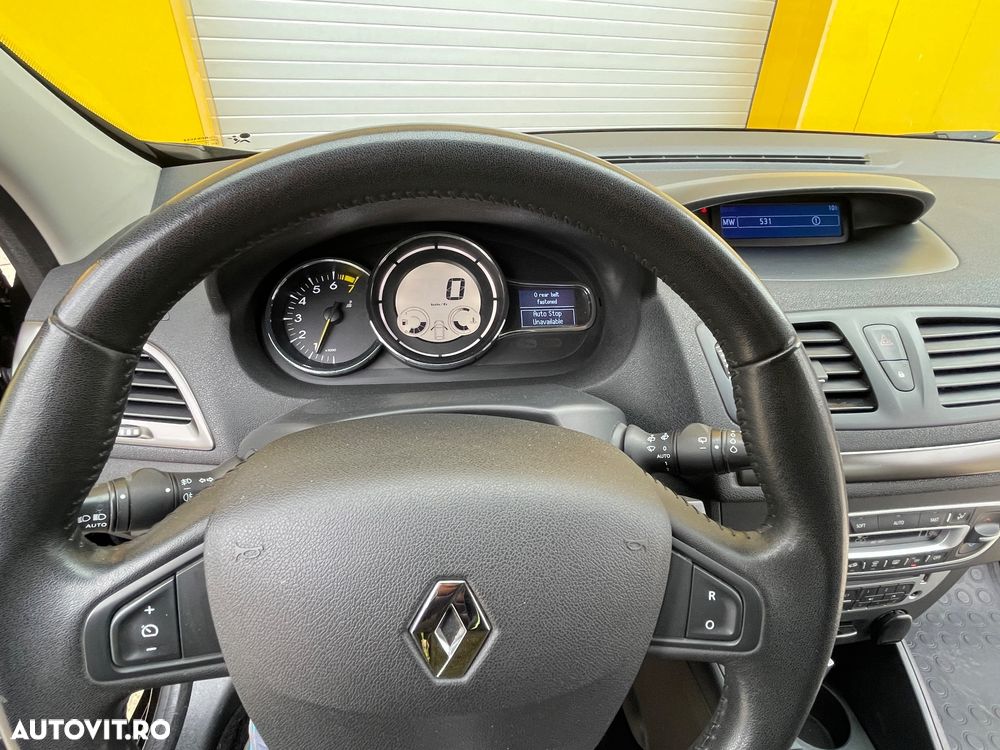 Renault Megane ENERGY TCe 100 LIMITED - 10