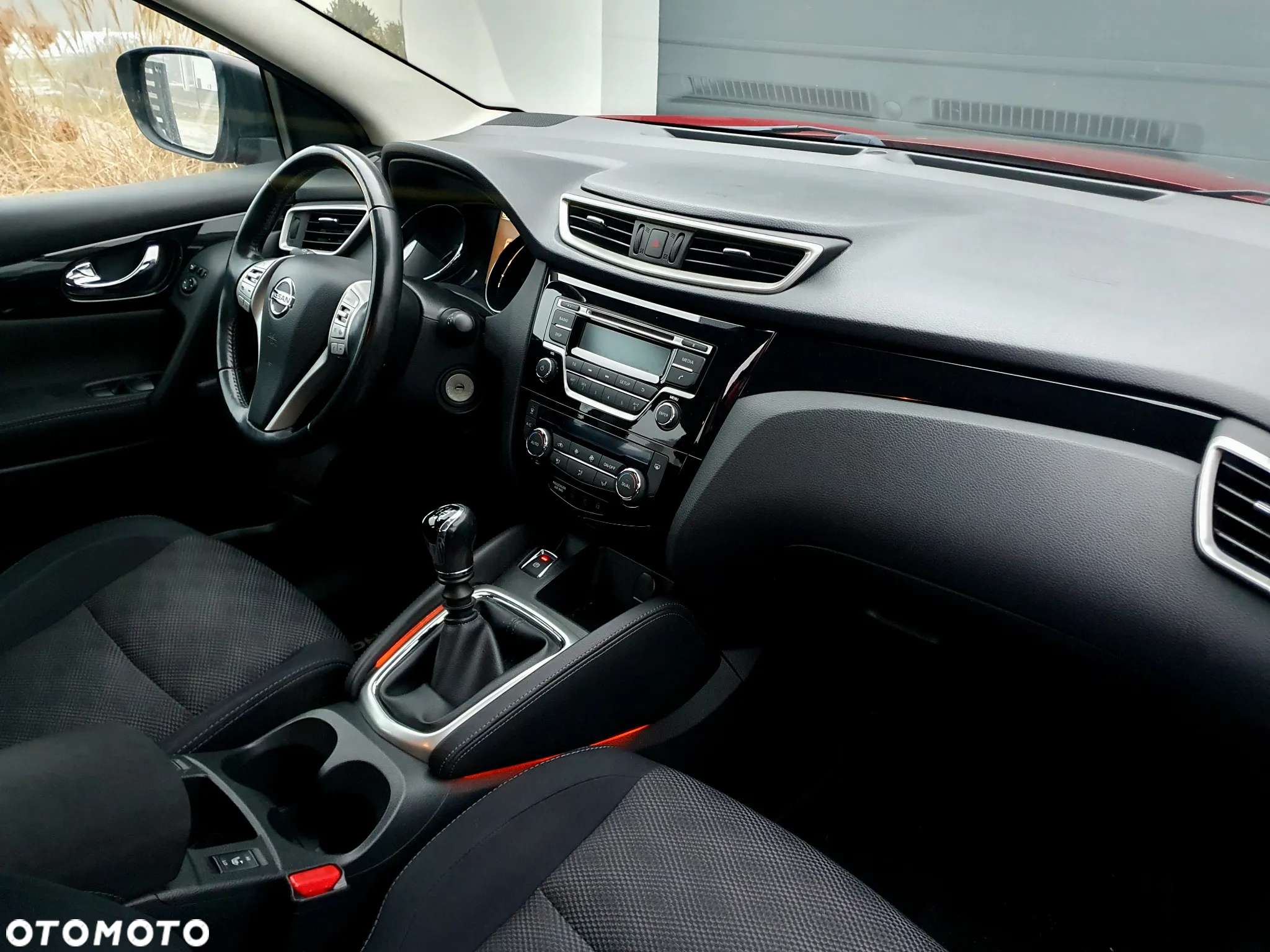 Nissan Qashqai 1.2 DIG-T Visia EU6 - 18