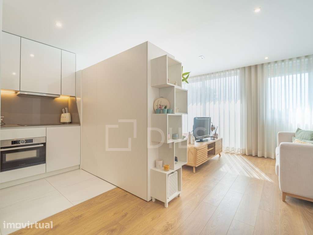 Apartamento T0 com varanda, garagem e arrumos em Matosinhos - Grande imagem: 3/37