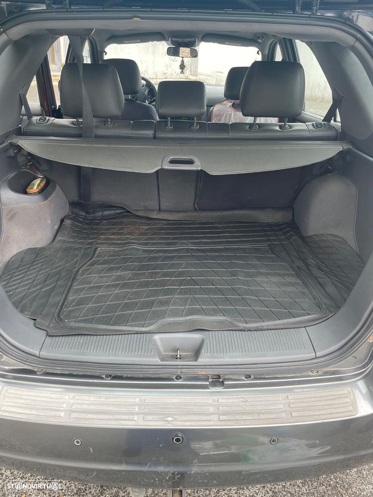 Kia Sorento 2.5 CRDi EX Confort - 6