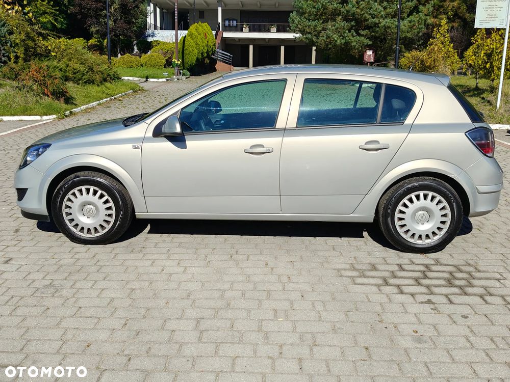 Opel Astra 1.7 CDTI Cosmo - 18